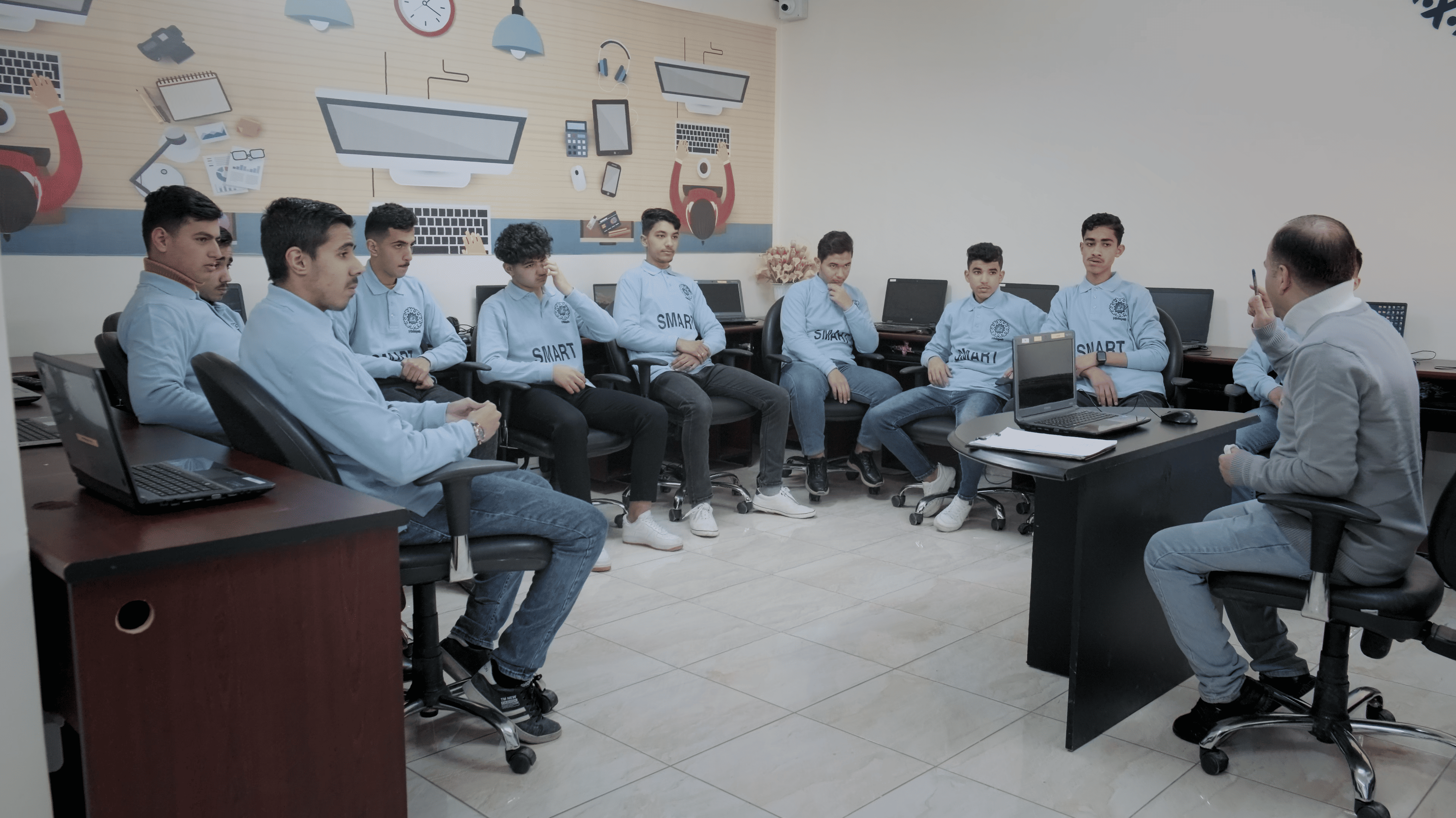  برنامج الطلبة المتفوقين (SMART HIDAYAH) 